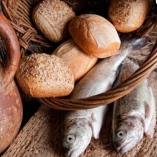 Fishes_n_Breads